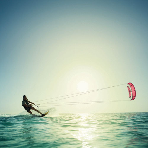 Gay Kite Surfers To Double By 2008 According To AKSA